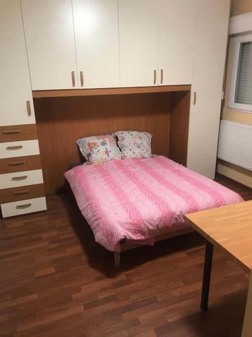 Logement Avec Piscine Brunstatt Dış mekan fotoğraf